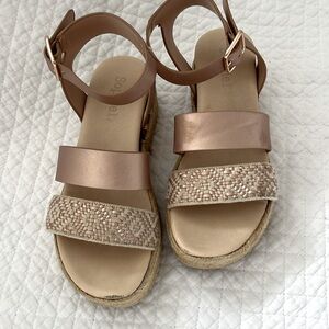 Sophie17 Girls Rose Gold Terri Sandals